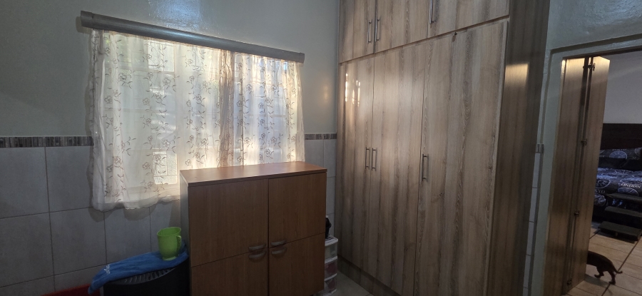 4 Bedroom Property for Sale in Rhodesdene Northern Cape